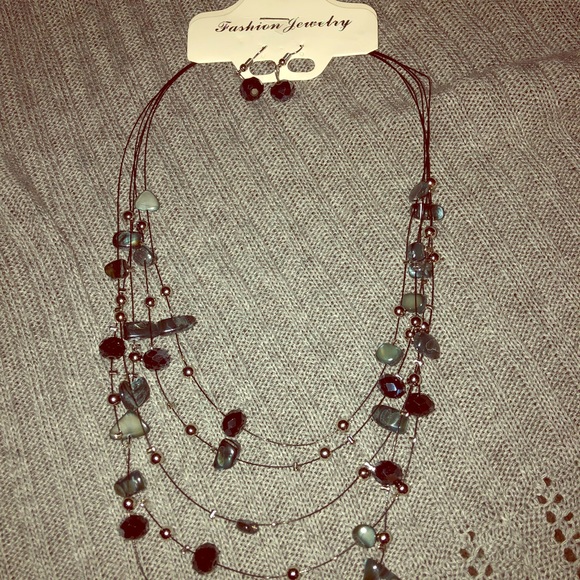 Necklace and earring set - Picture 2 of 3